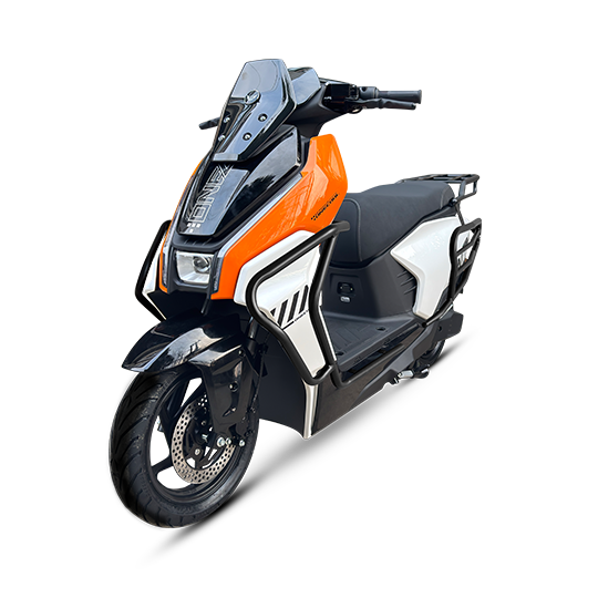 E4 electric scooter from ARKVIA — view 2
